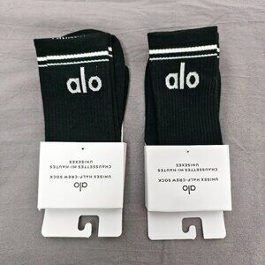 🔥HOT🔥 NWT ALO Yoga Socks 2 Pairs